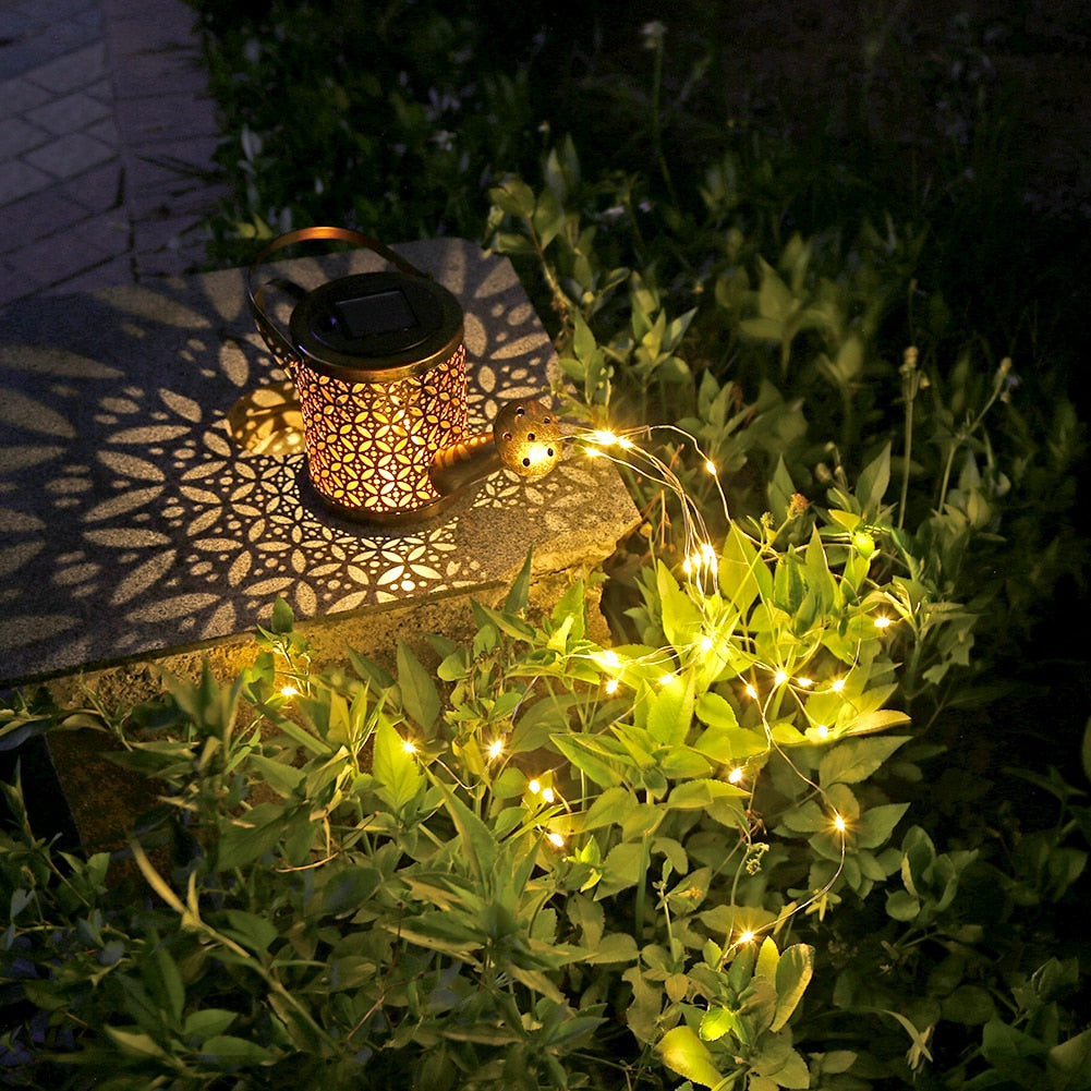 Nura - Solar LED Garden Watering Lamp